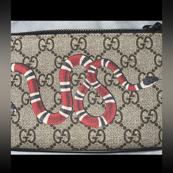GUCCI SUPREME SIGNATURE GG KING SNAKE BROWN WRISTLET CLUTCH EUC - Picture 5 of 14